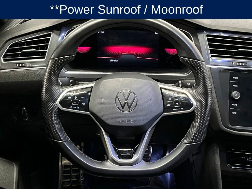 Used 2023 Volkswagen Tiguan SE R-Line image 9