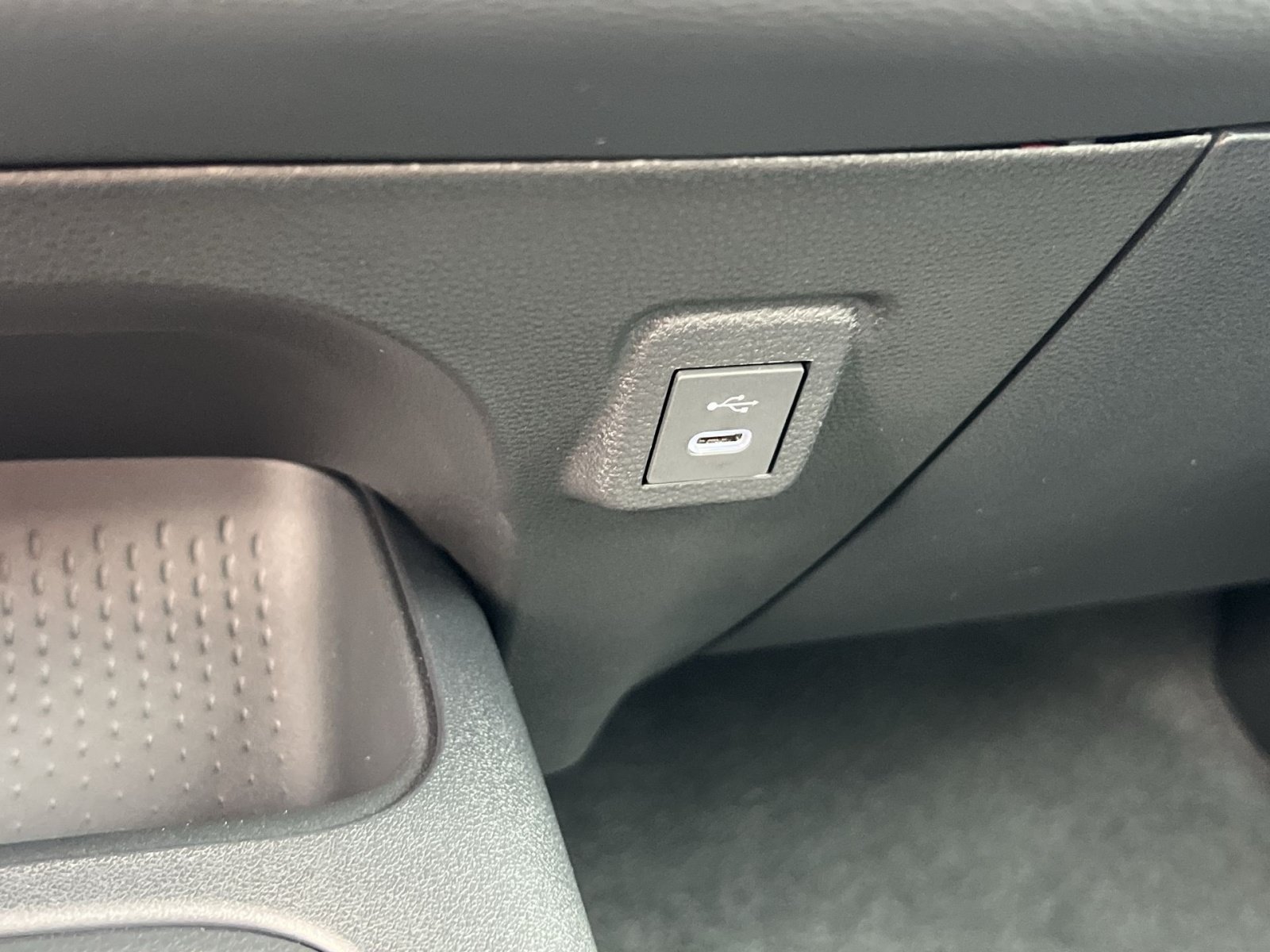 New 2026 Toyota Corolla LE FWD image 26