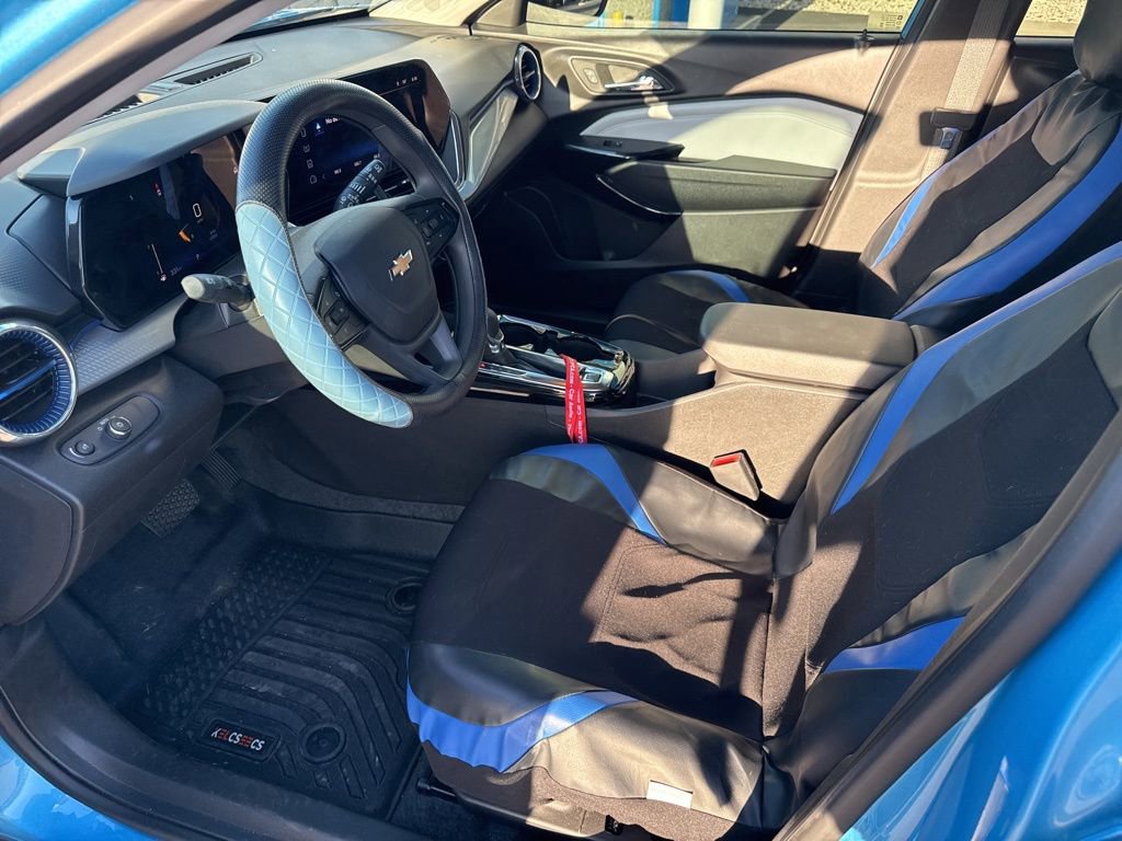 Used 2026 Chevrolet Trax LT image 16