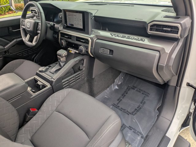 Used 2024 Toyota Tacoma SR5 AWD/4WD image 19