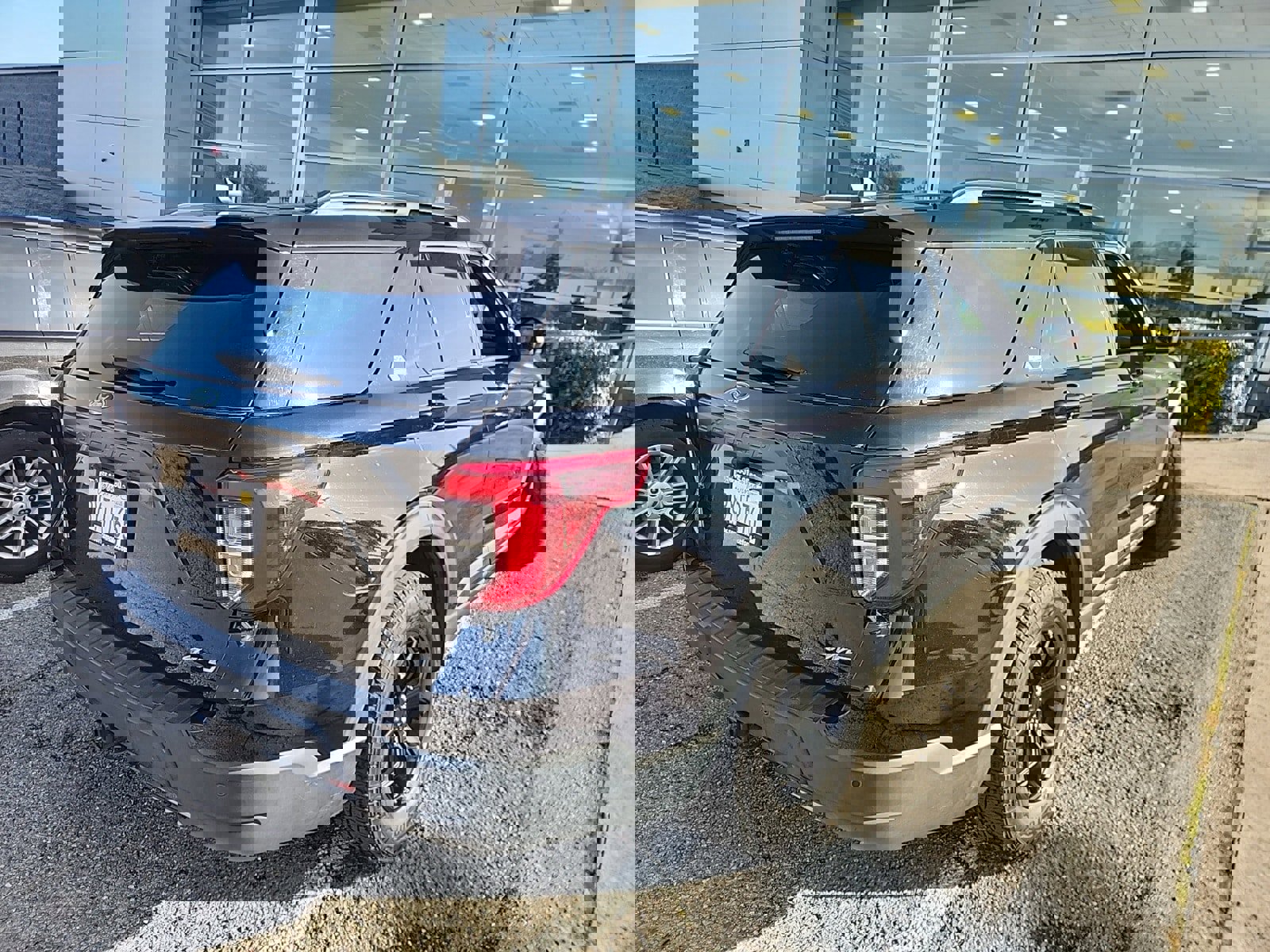 Used 2021 Ford Explorer Timberline image 4