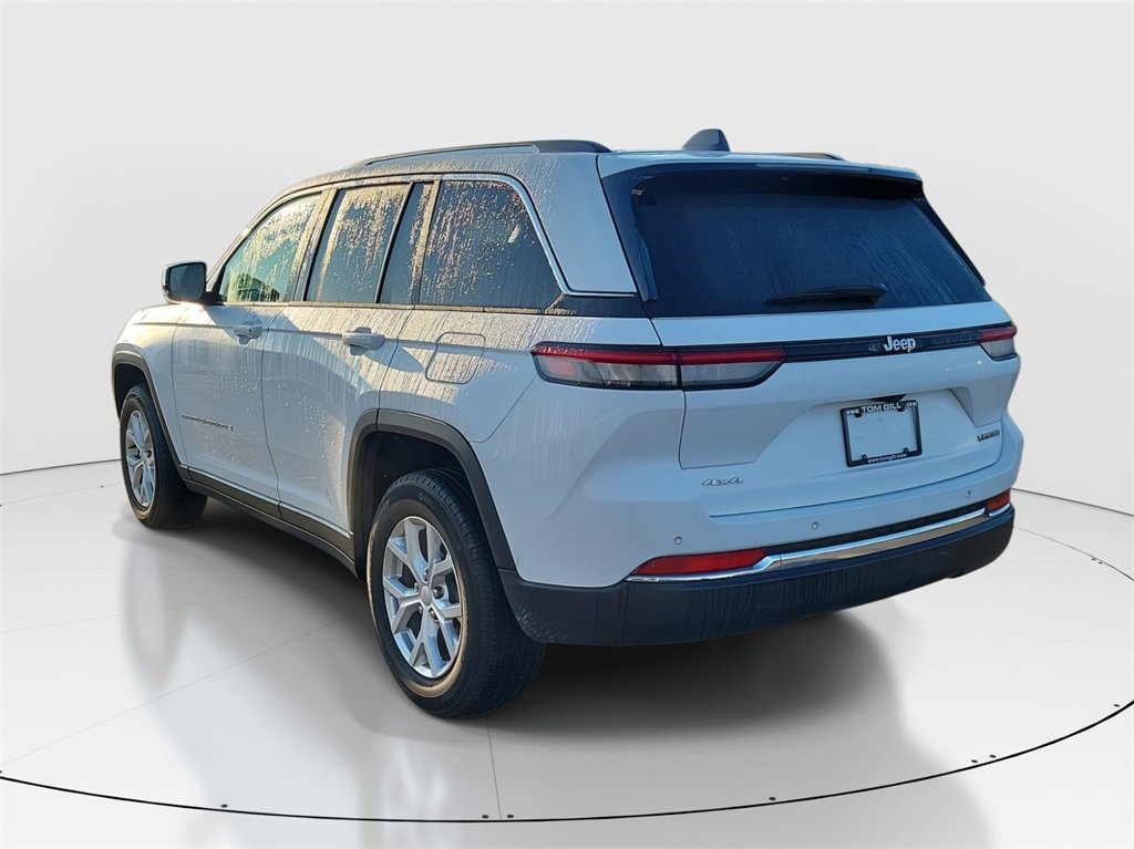 Used 2023 Jeep Grand Cherokee Limited image 3