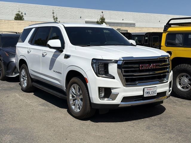 Used 2024 GMC Yukon SLT AWD/4WD image 1