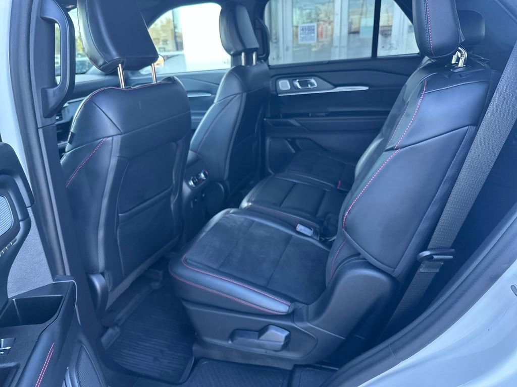 Used 2025 Ford Explorer ST AWD/4WD image 23