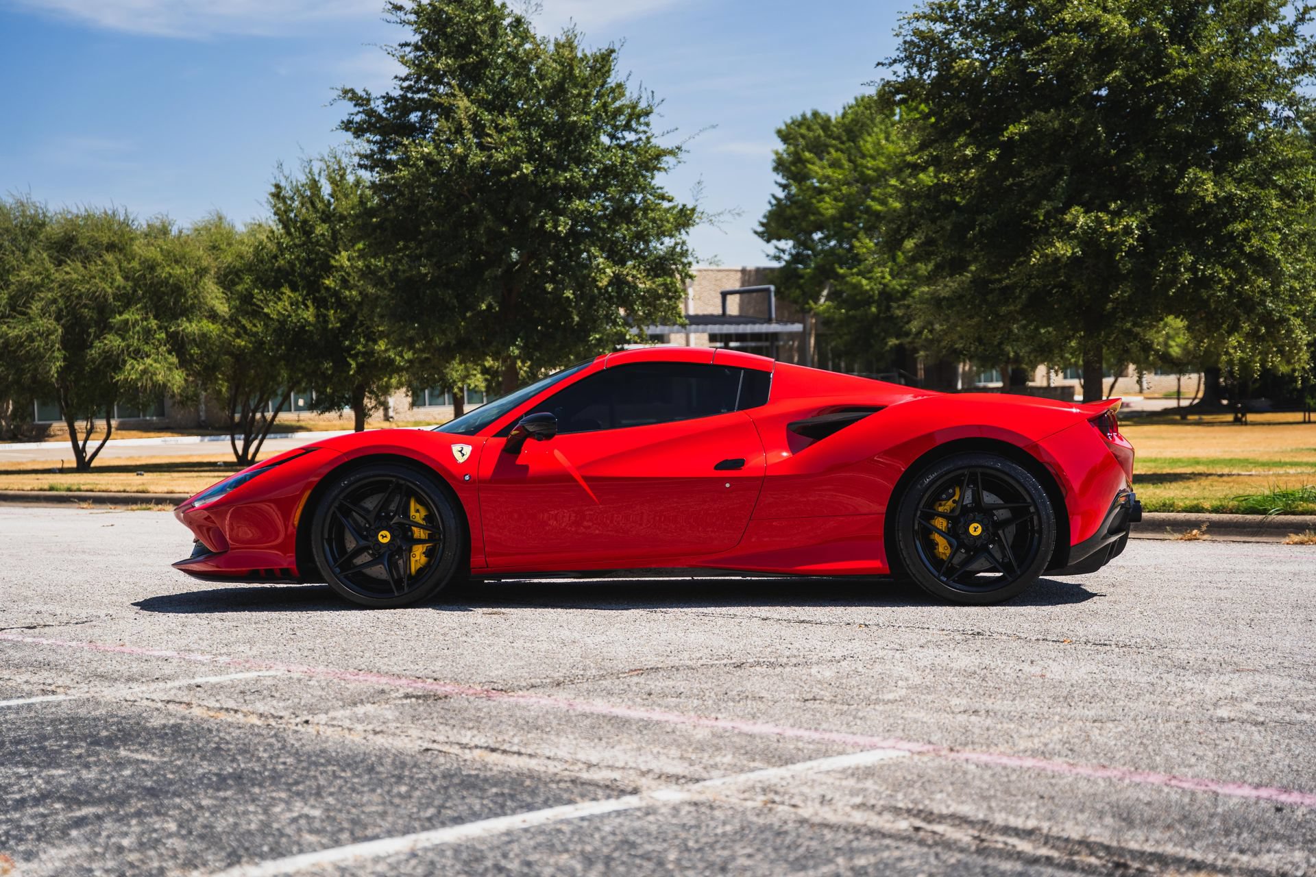 Used 2021 Ferrari F8 Tributo RWD image 11