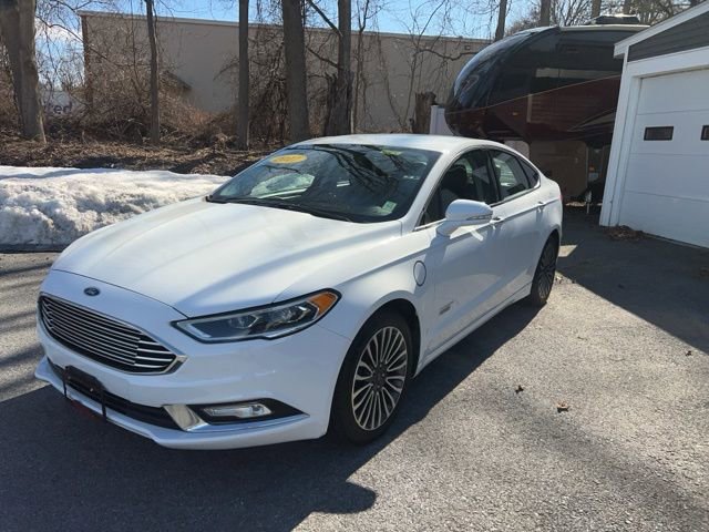 Used 2017 Ford Fusion Energi SE FWD image 2