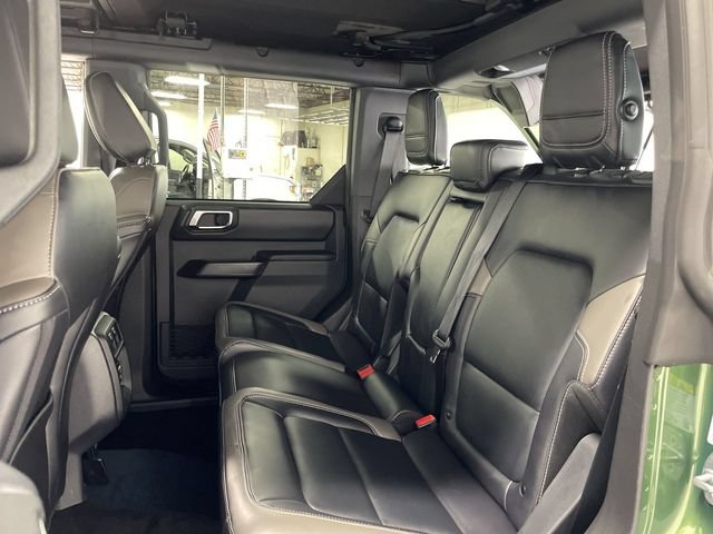 Used 2025 Ford Bronco Outer Banks w/ Sasquatch Package AWD/4WD image 23