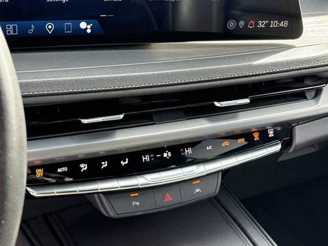 Used 2025 Cadillac XT4 Premium Luxury image 20