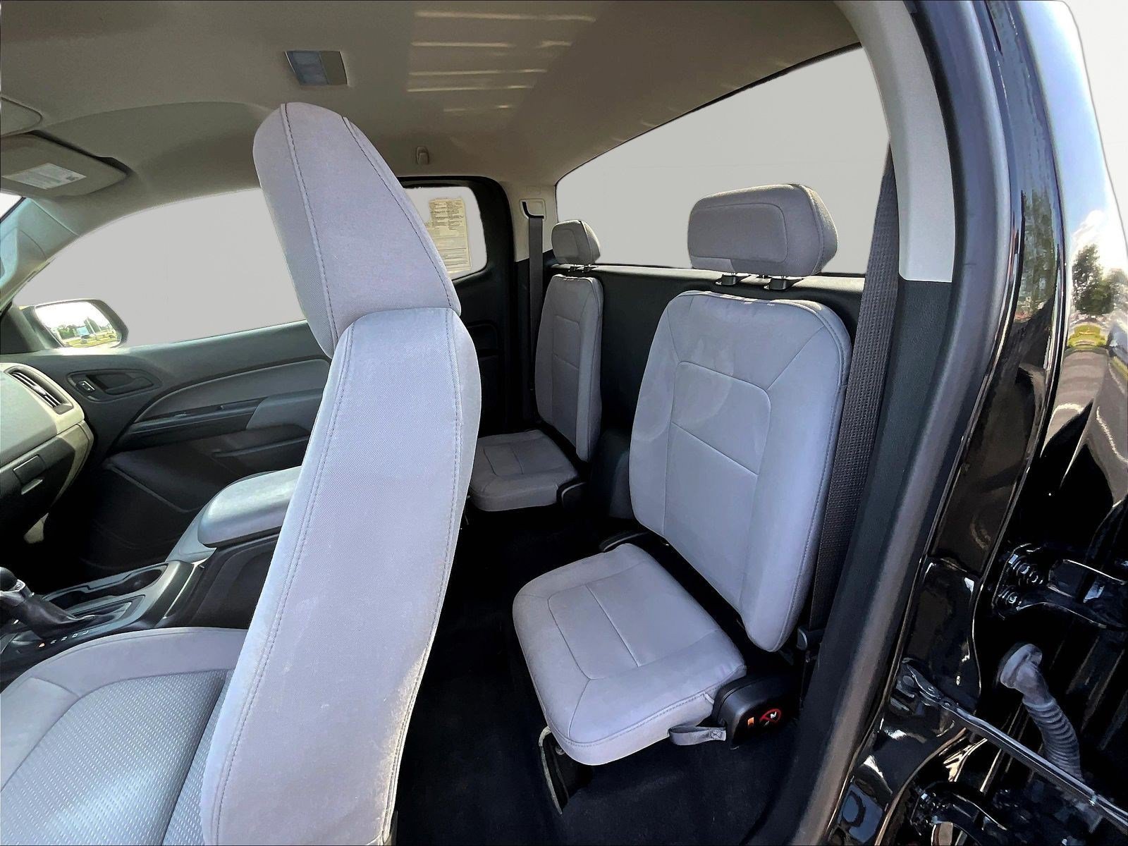 Used 2022 Chevrolet Colorado W/T w/ Custom Special Edition RWD image 20