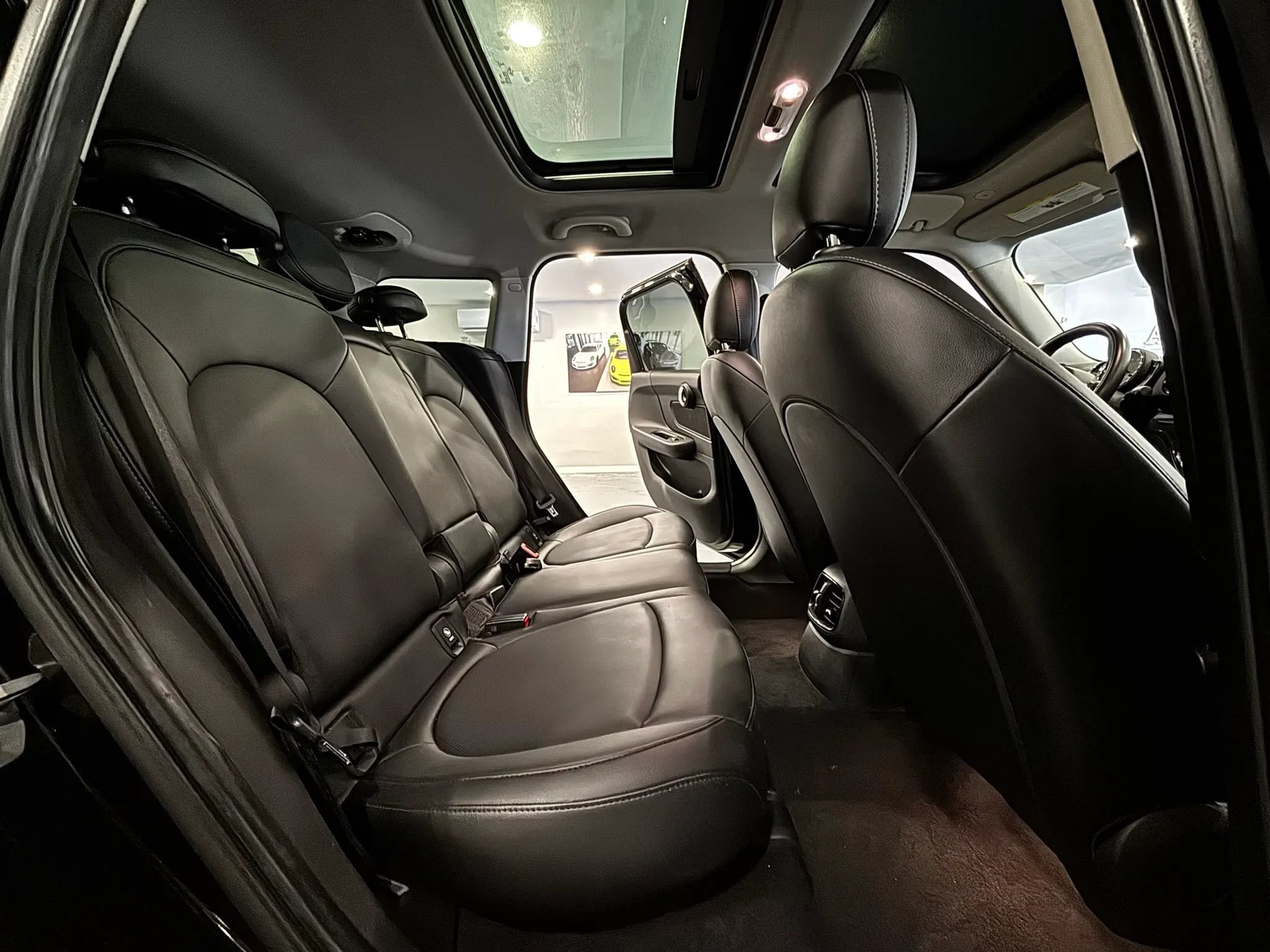 Used 2018 MINI Cooper Countryman FWD image 19