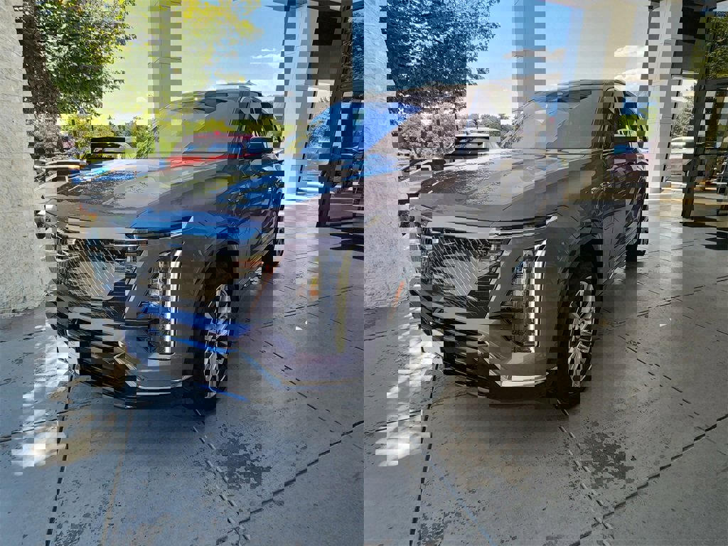 New 2026 Cadillac Vistiq Luxury