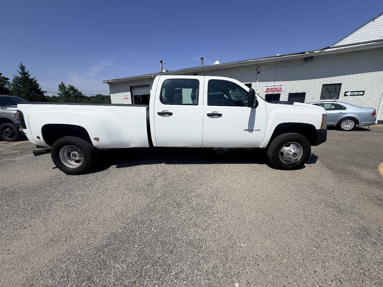 Used 2013 Chevrolet Silverado 3500 W/T w/ Snow Plow Prep Package AWD/4WD image 21
