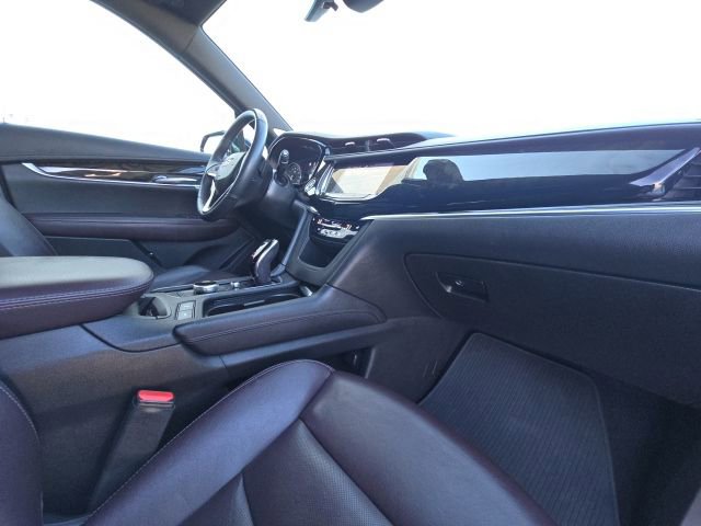 Used 2021 Cadillac XT6 Premium Luxury image 20