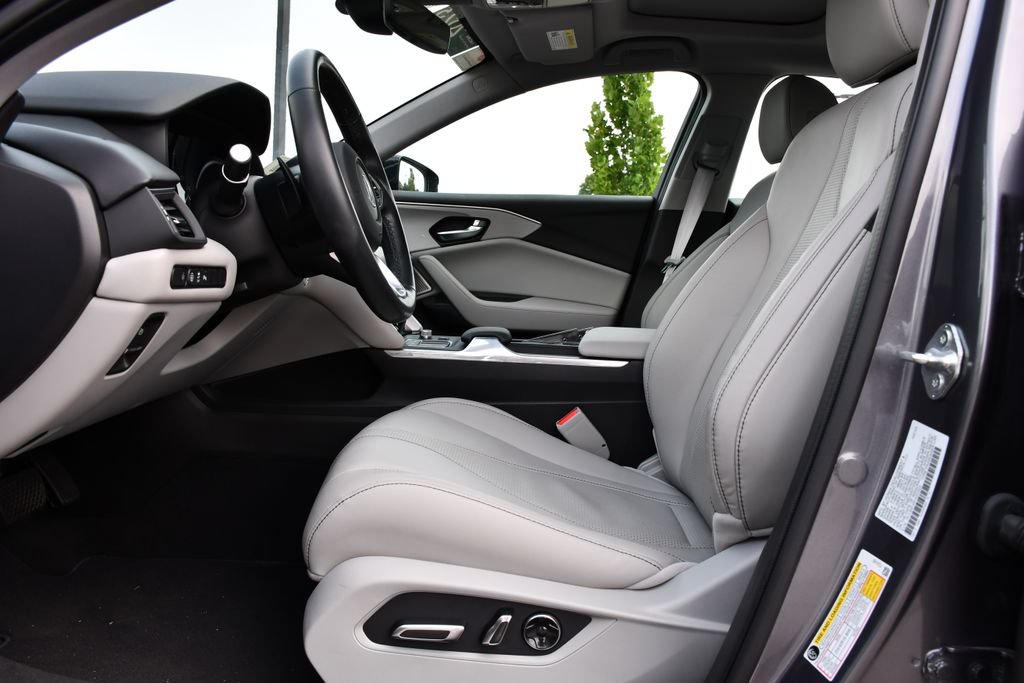 Used 2023 Acura TLX w/ Technology Package FWD image 21