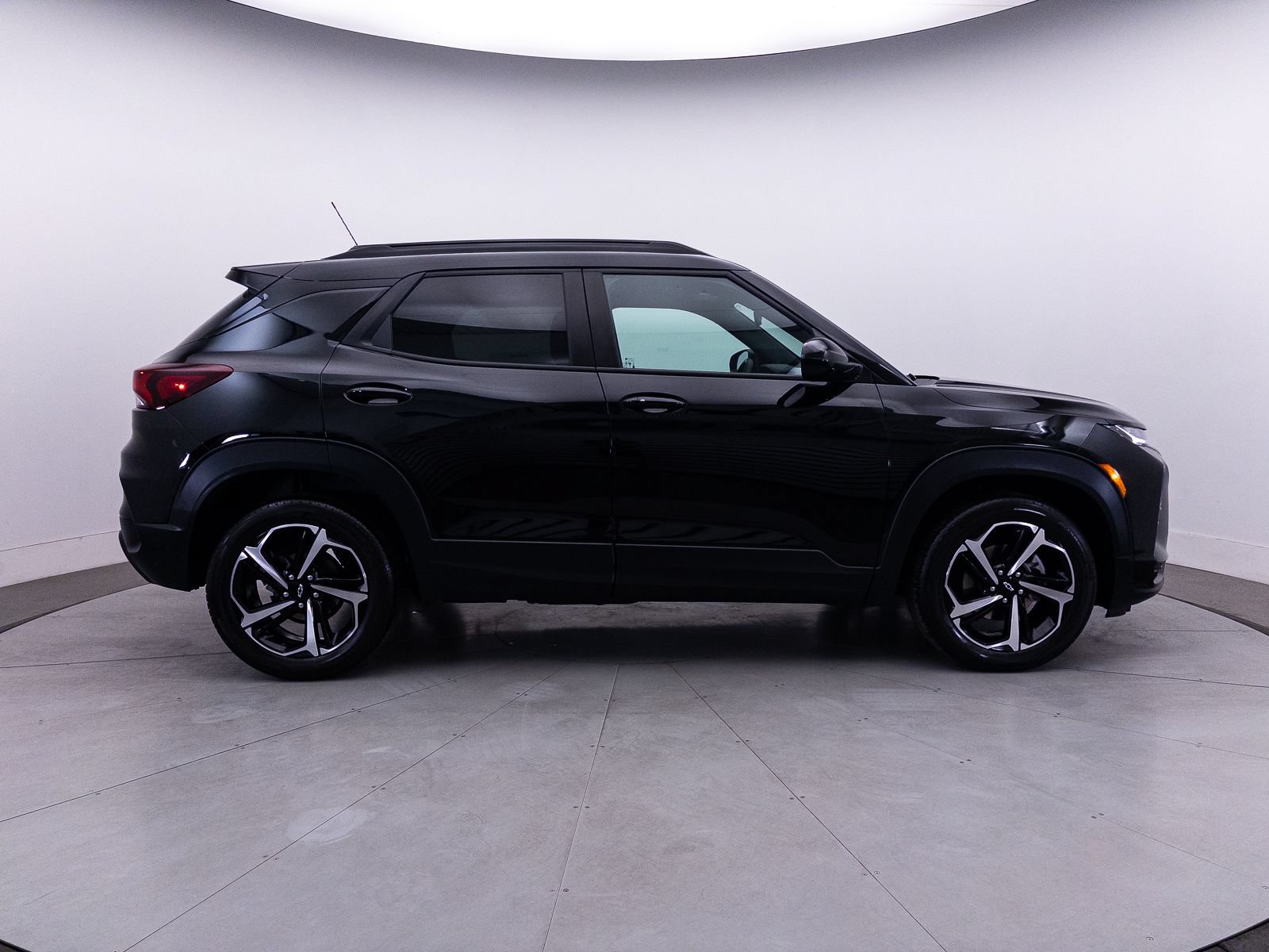 Used 2023 Chevrolet TrailBlazer RS FWD image 38