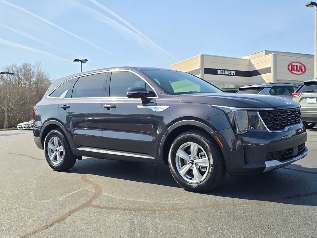 Certified 2025 Kia Sorento LX image 1