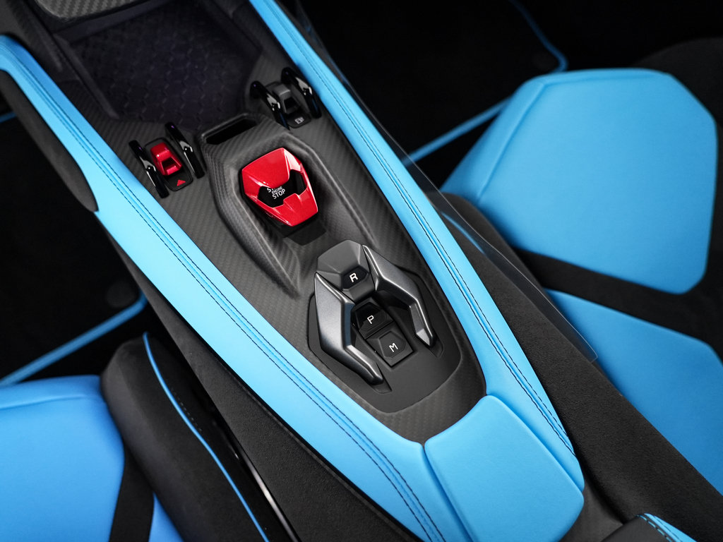 Used 2026 Lamborghini Revuelto AWD/4WD image 21
