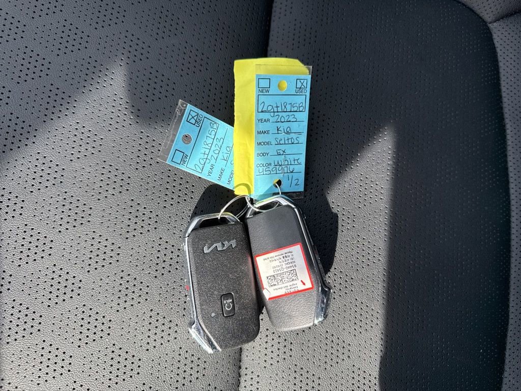 Used 2023 Kia Seltos EX AWD/4WD image 37
