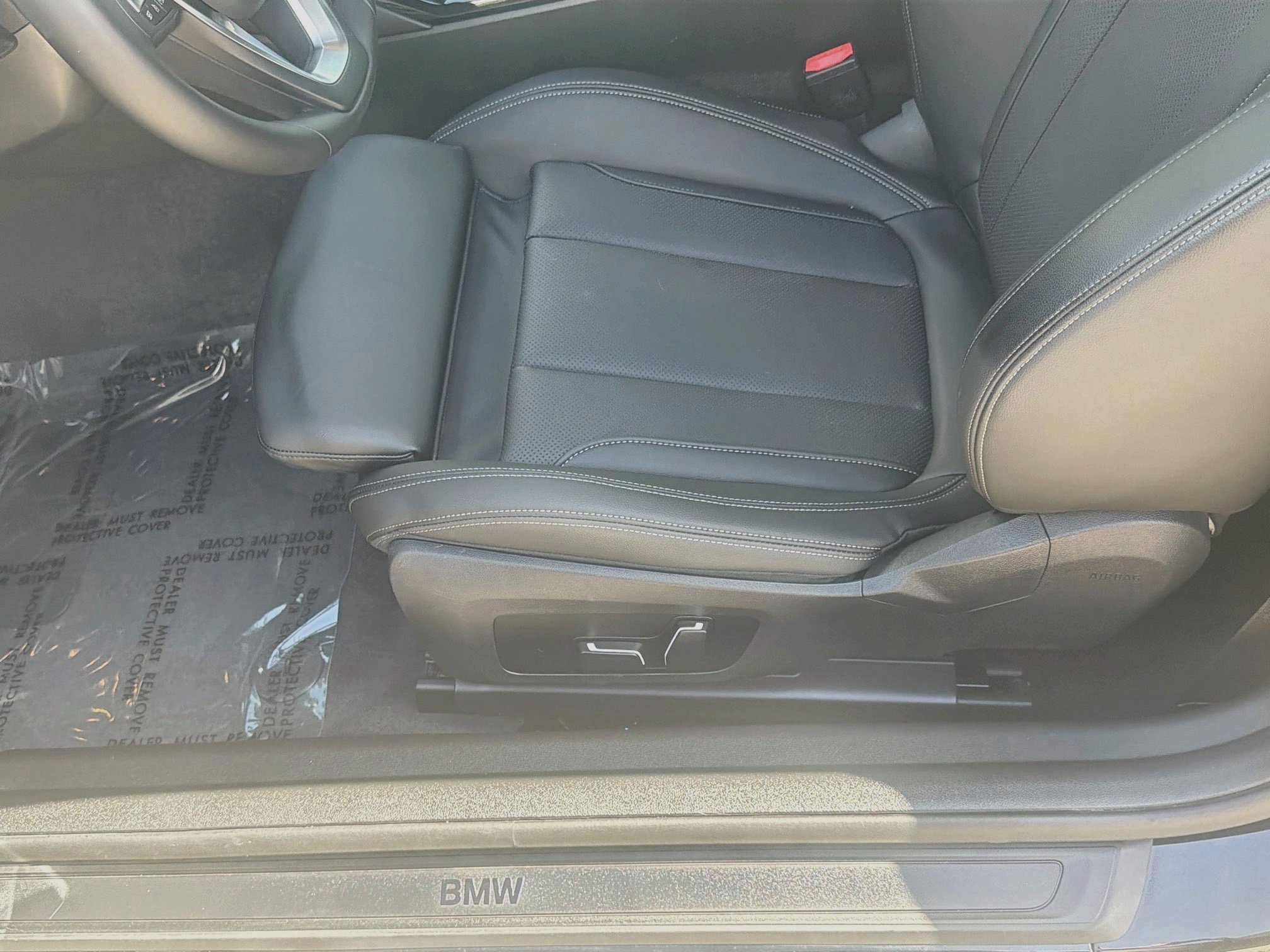 Used 2024 BMW 230i Coupe w/ Convenience Package RWD image 18