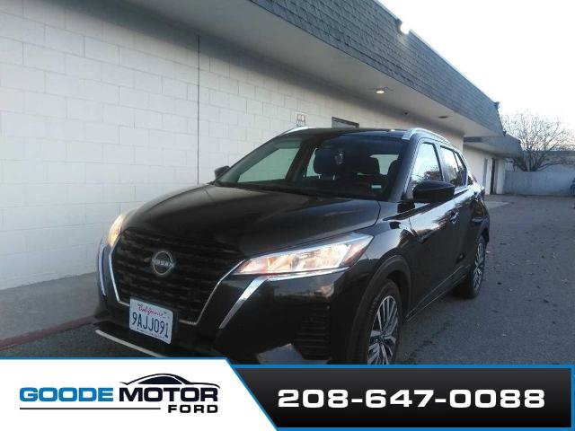 Used 2022 Nissan Kicks SV