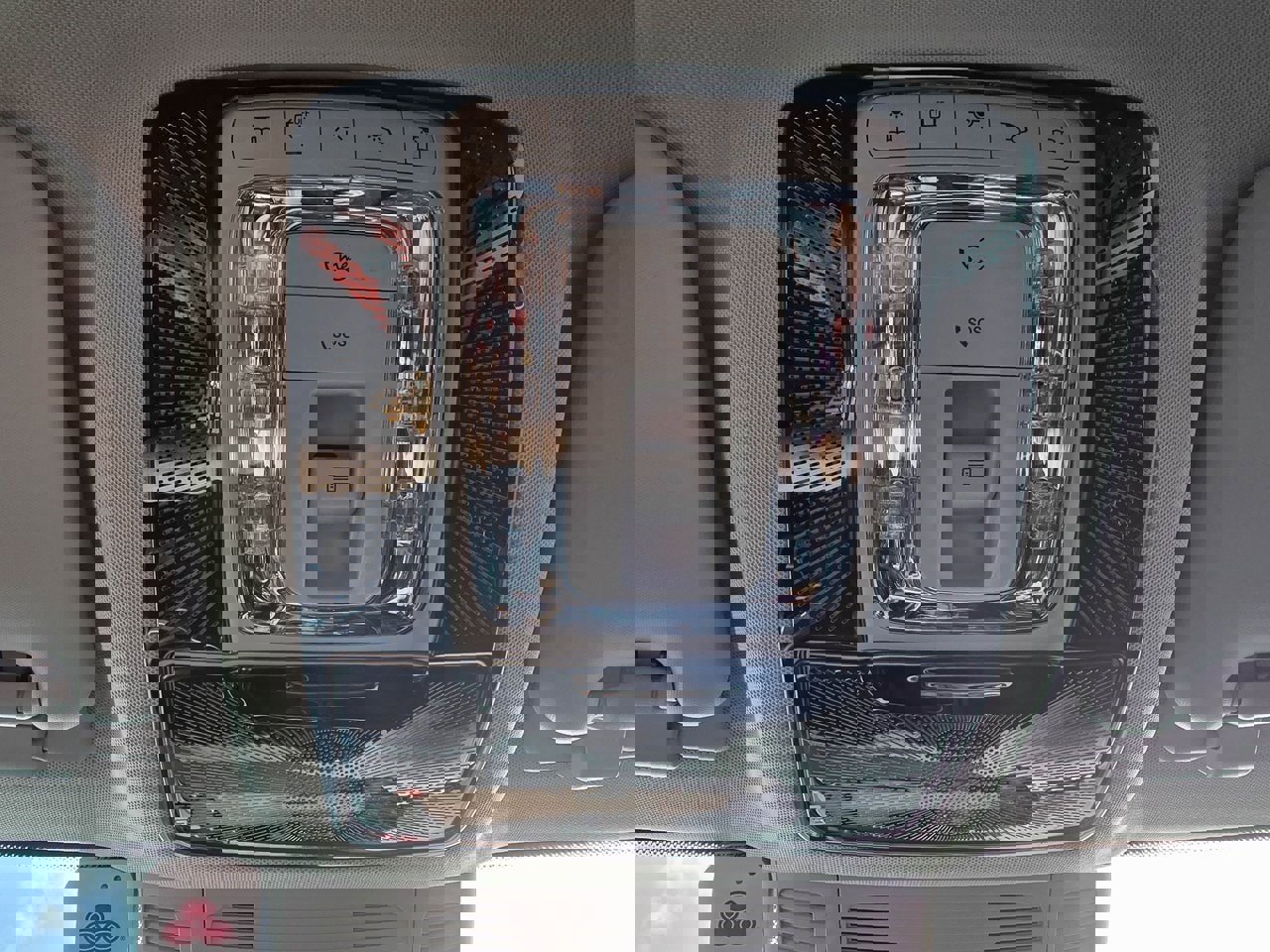 Used 2020 Mercedes-Benz GLS 450 4MATIC image 28