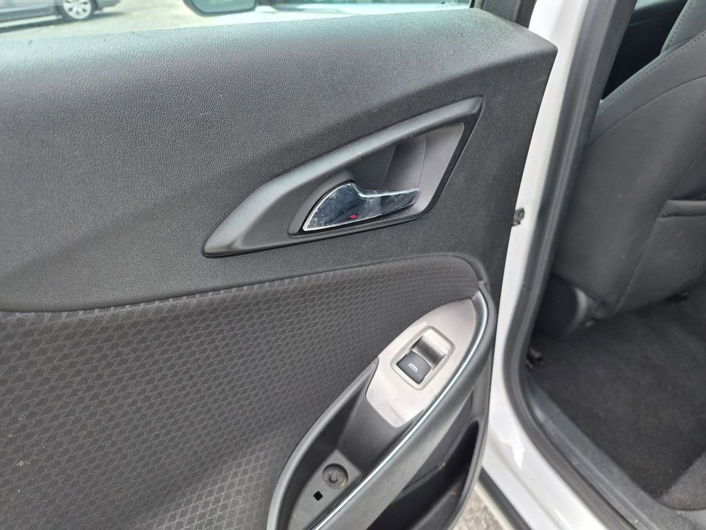 Used 2020 Chevrolet Malibu LT FWD image 24