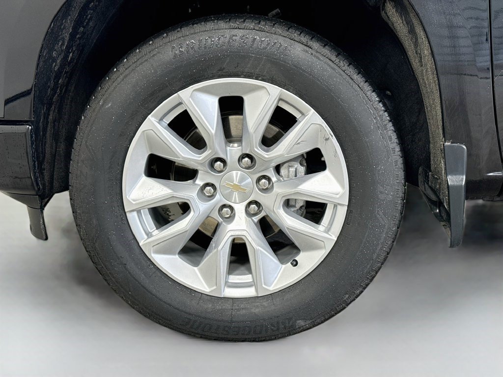 Used 2024 Chevrolet Silverado 1500 Custom RWD image 35