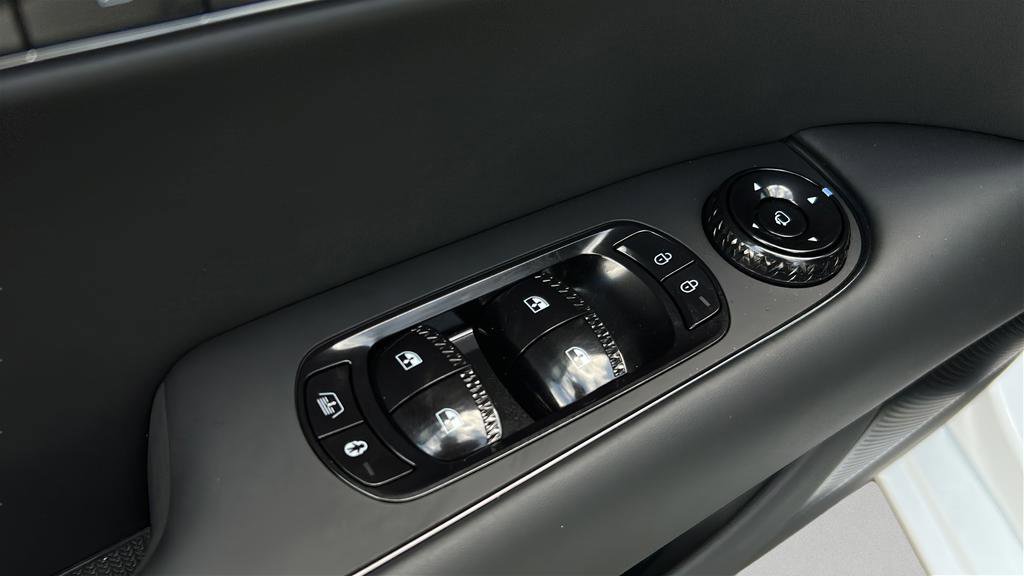 New 2026 Genesis G90 3.5T Prestige image 10