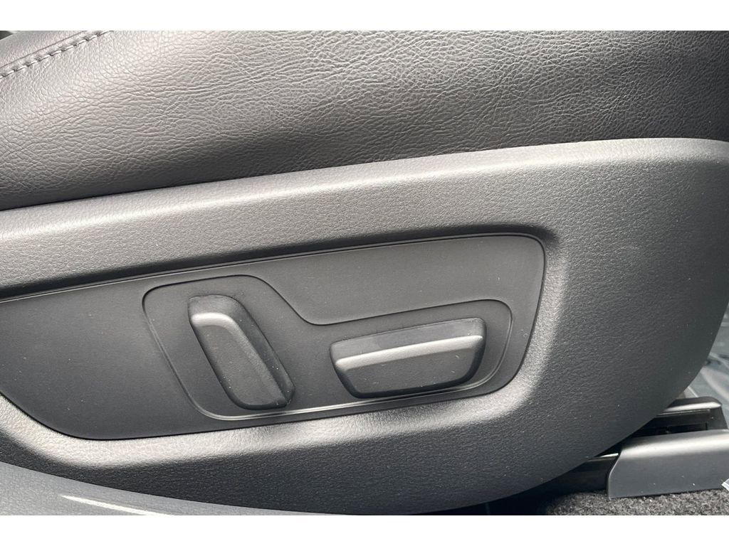 Certified 2025 MAZDA CX-50 2.5 Hybrid w/ Weather Package image 24