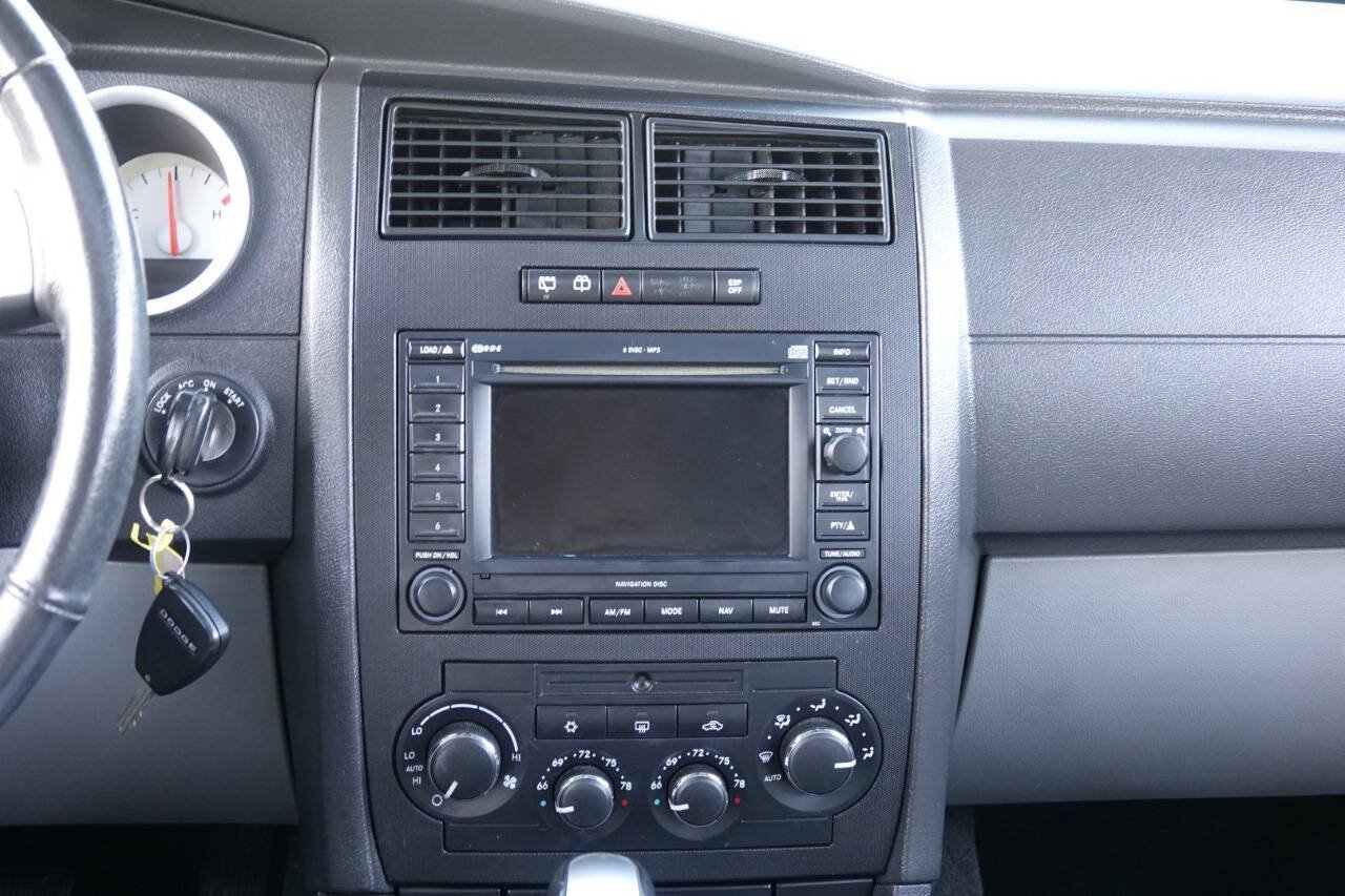 Used 2006 Dodge Magnum R/T w/ Convenience Group II RWD image 75