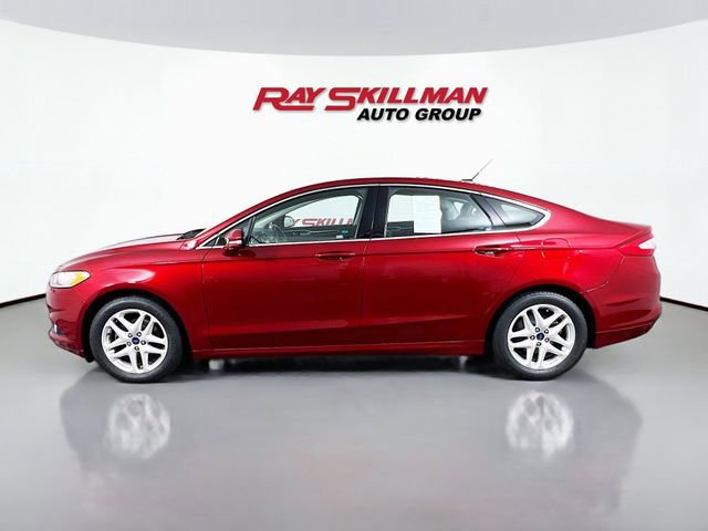Used 2014 Ford Fusion SE w/ Equipment Group 202A image 4