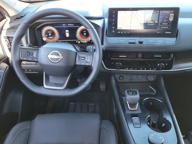 Used 2025 Nissan Rogue Platinum image 9