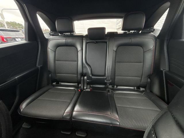 Used 2023 Ford Escape ST-Line w/ Tech Pack #1 FWD image 25