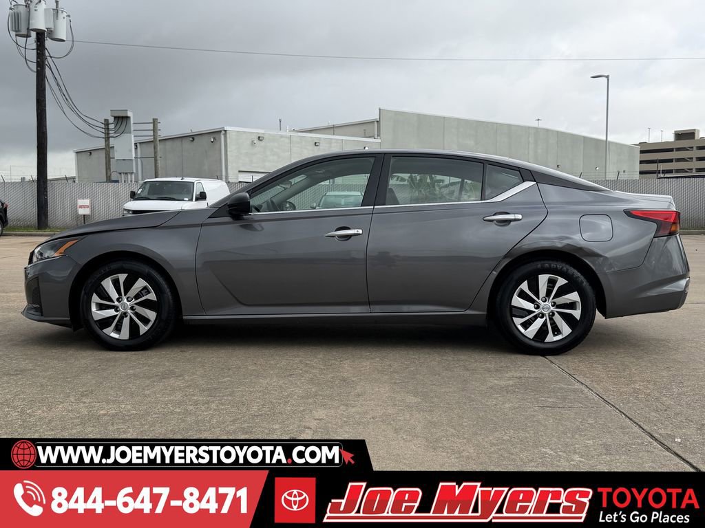 Used 2024 Nissan Altima 2.5 S image 6