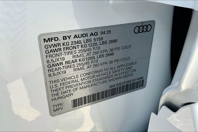 New 2025 Audi Q3 2.0T Premium image 12