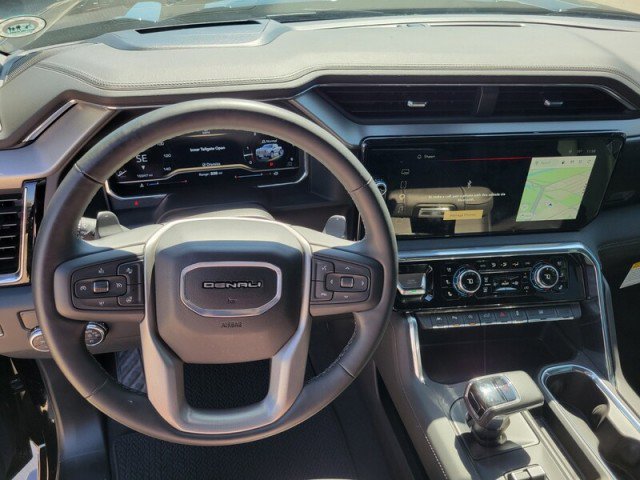 Used 2024 GMC Sierra 1500 Denali w/ Technology Package image 10