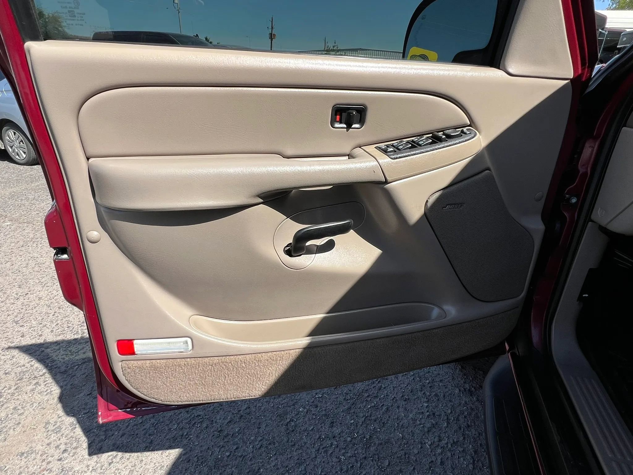 Used 2005 Chevrolet Tahoe LS RWD image 11