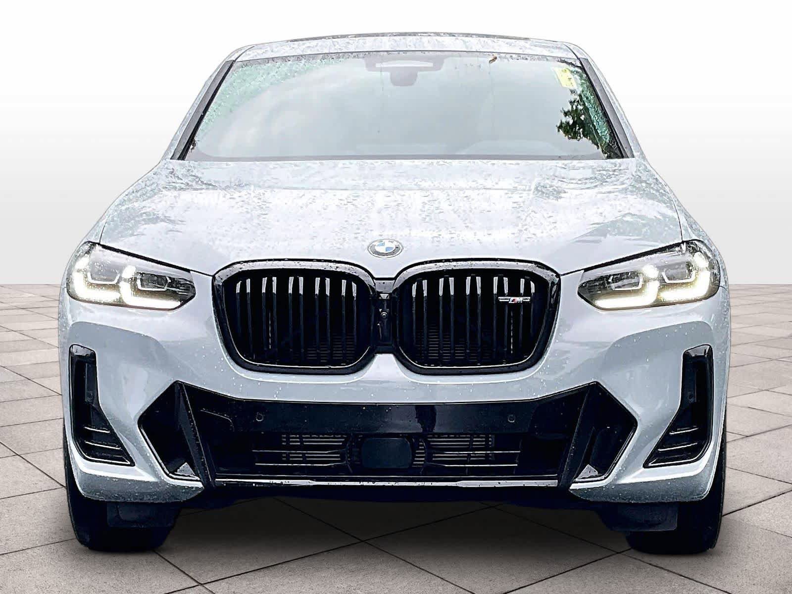 Used 2024 BMW X4 M40i AWD/4WD image 3