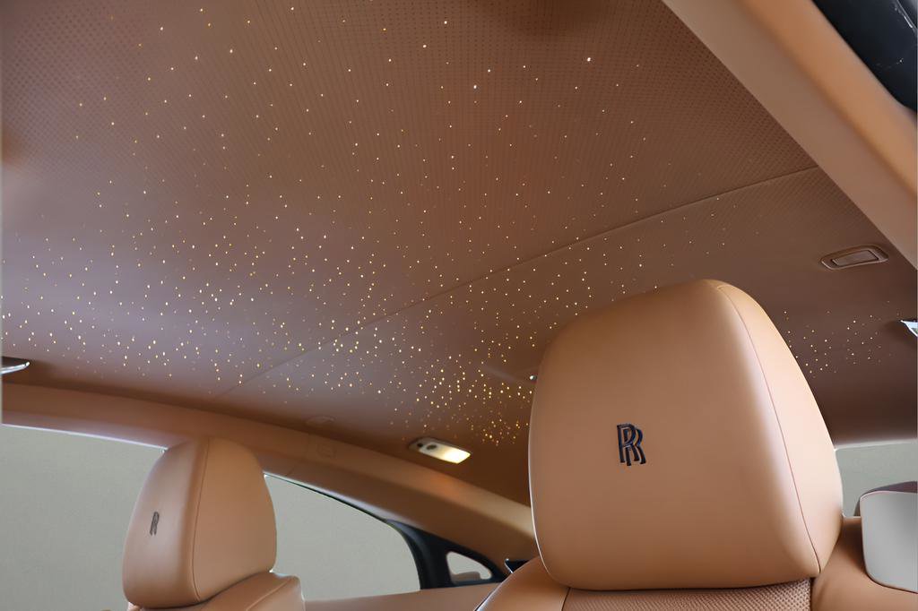 Used 2016 Rolls-Royce Wraith RWD image 31