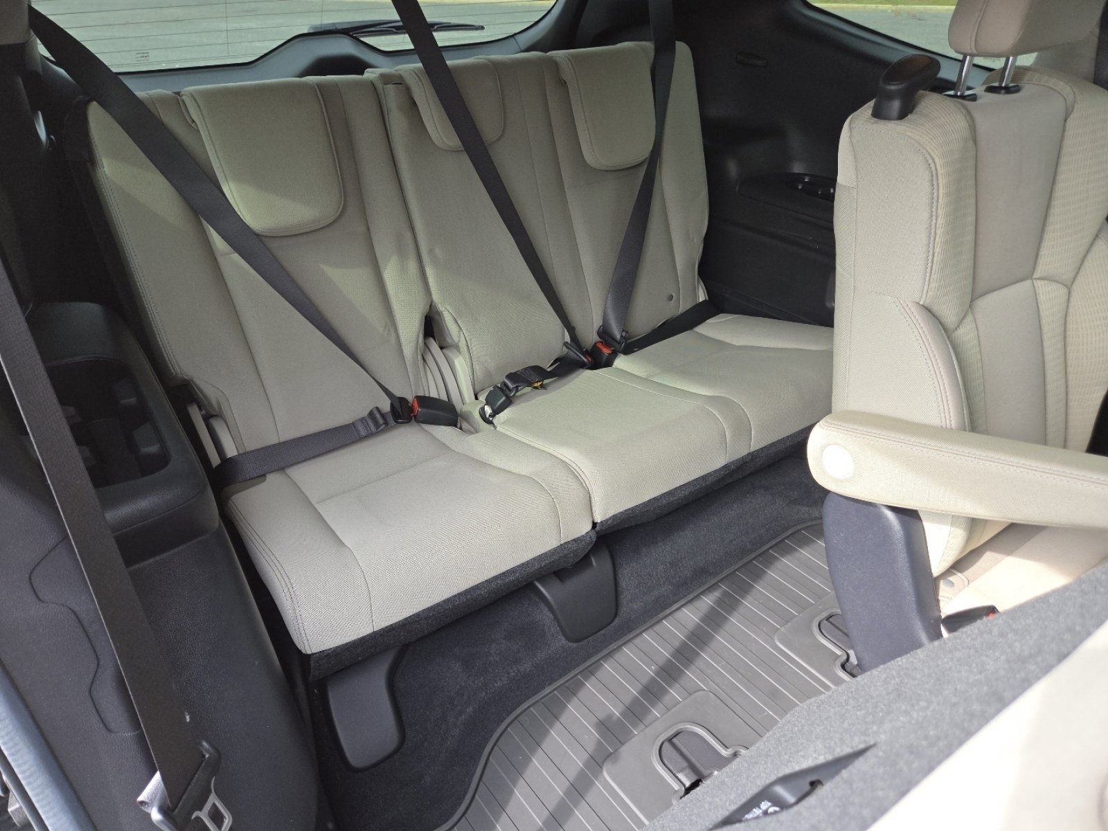 Used 2024 Subaru Ascent Premium w/ Convenience Package AWD/4WD image 20
