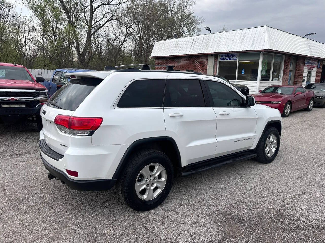 Used 2016 Jeep Grand Cherokee Laredo w/ Quick Order Package 23E AWD/4WD image 6