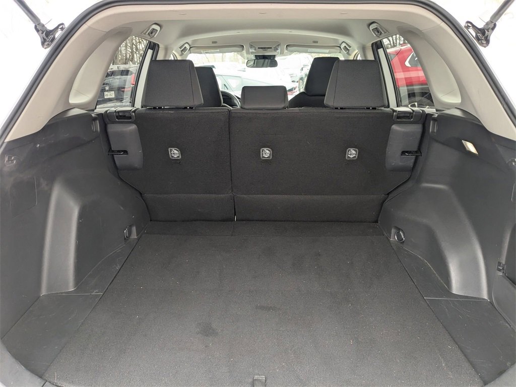 Used 2025 Toyota RAV4 LE image 27