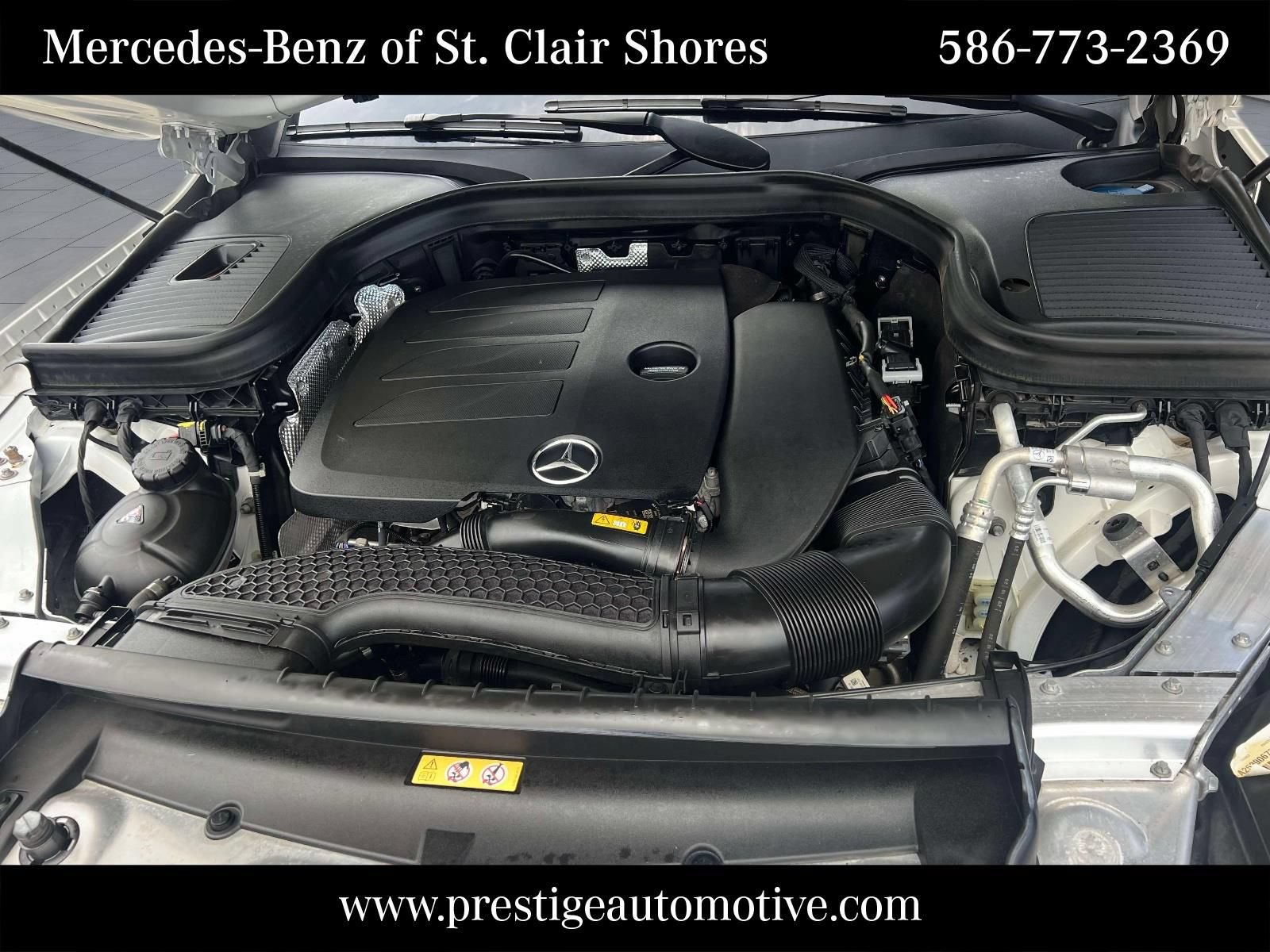 Used 2021 Mercedes-Benz GLC 300 4MATIC image 10