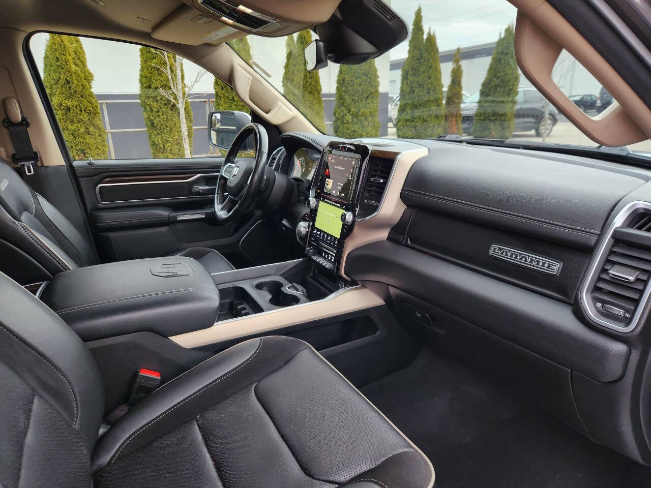 Used 2021 RAM 1500 Laramie AWD/4WD image 8