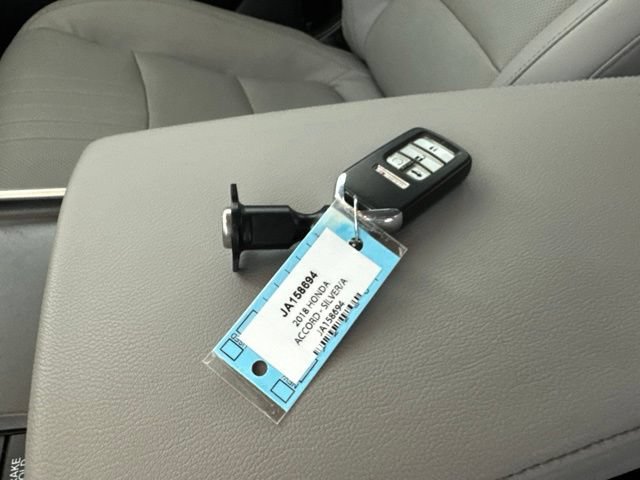 Used 2018 Honda Accord Touring image 33