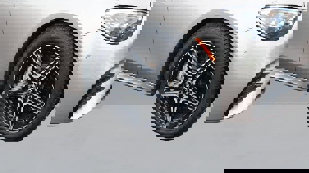 Certified 2023 Mercedes-Benz E 350 4MATIC Sedan image 9