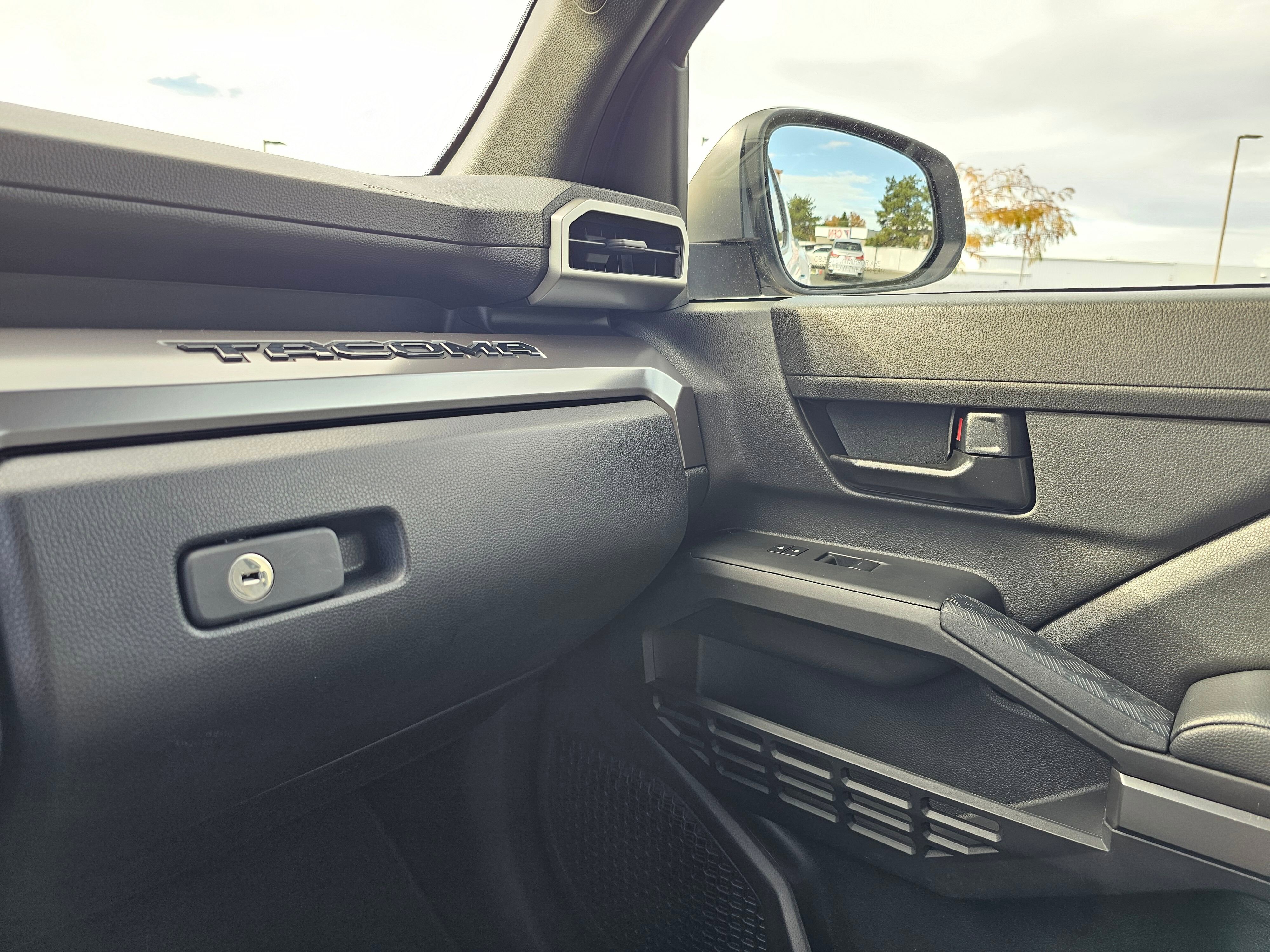 Used 2024 Toyota Tacoma SR5 image 27