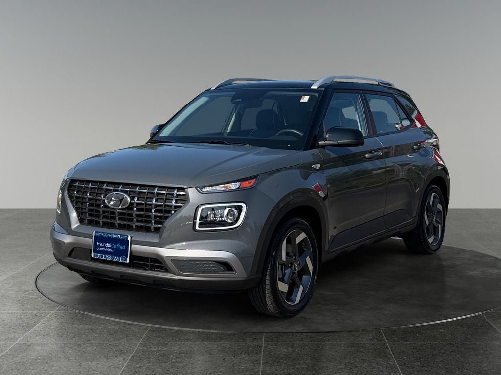 Certified 2025 Hyundai Venue Limited FWD image 3