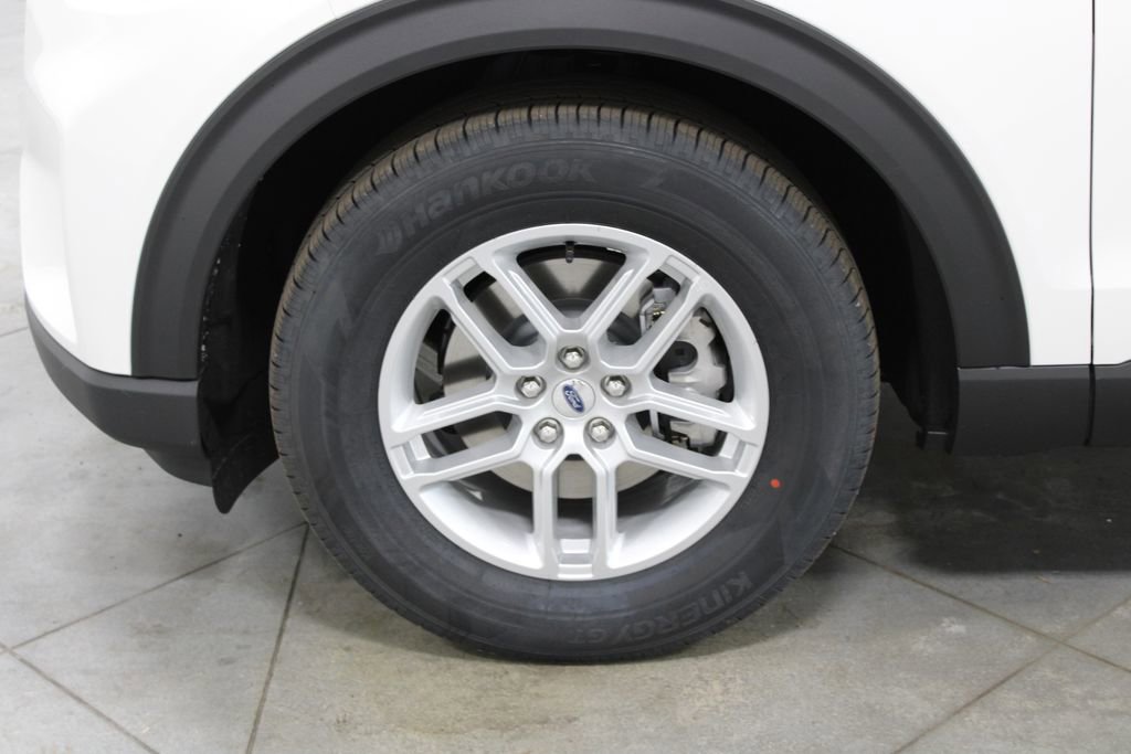 New 2026 Ford Explorer Active w/ Active Comfort Package image 18