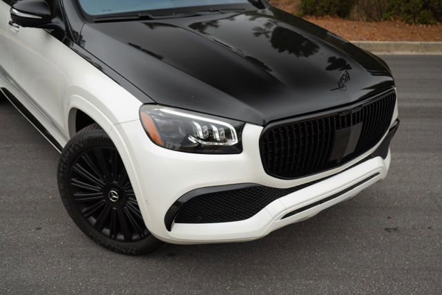 Used 2021 Mercedes-Benz Maybach GLS 600 4MATIC image 12